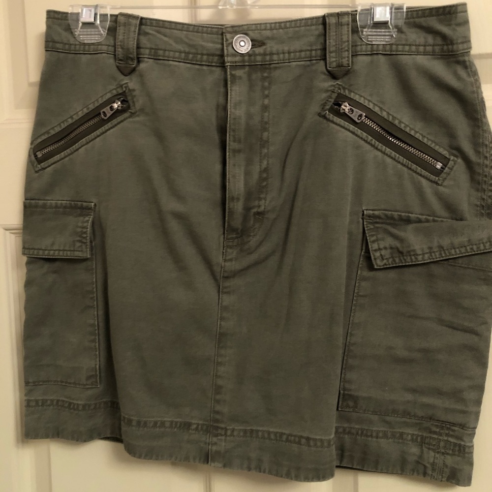 Green cargo midi skirt